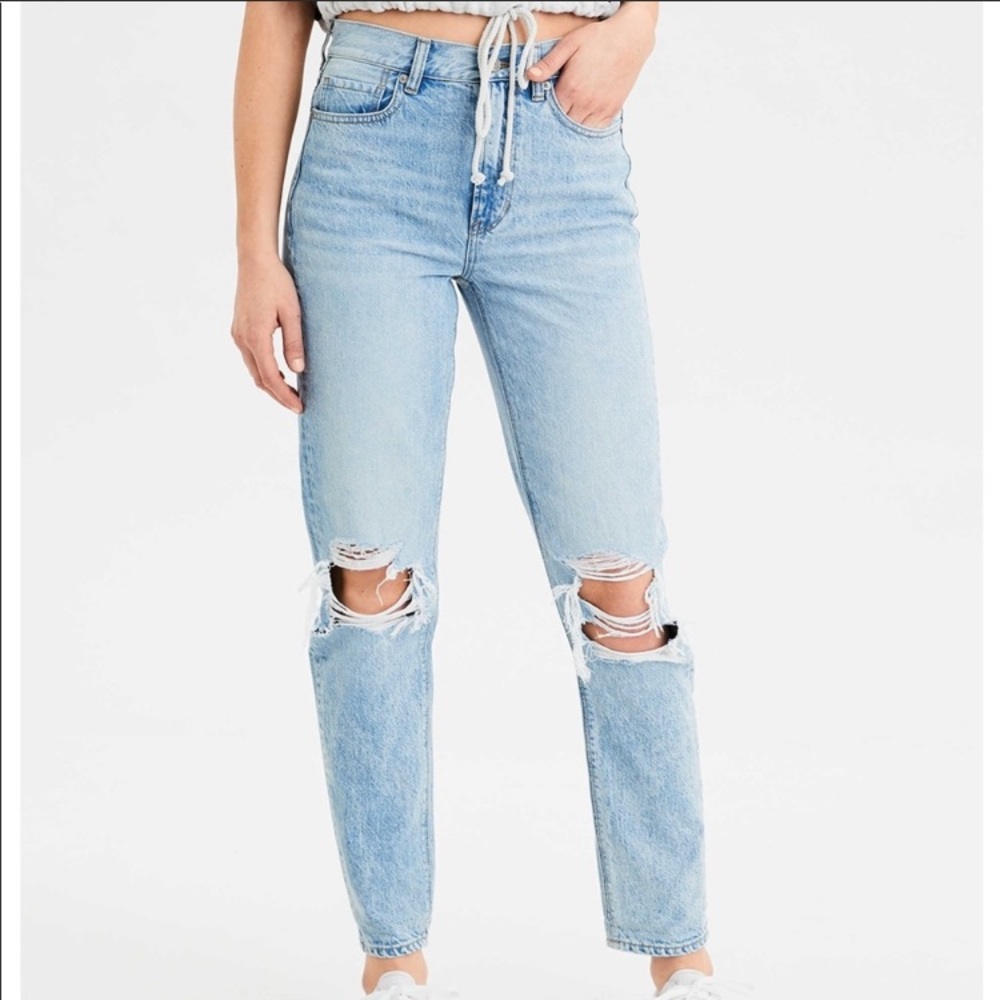 American eagle “mom jeans”